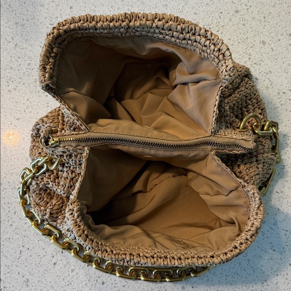 Zara woven raffia beach bag with golden chain - Picture 2 of 5